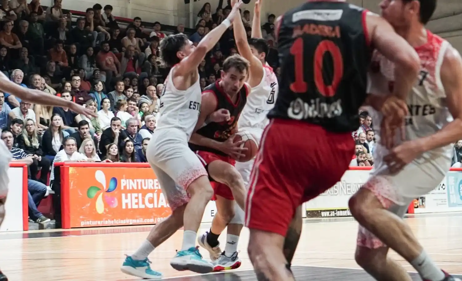 Central recibe en el Bértora a Provincial de Rosario por la primera ventaja