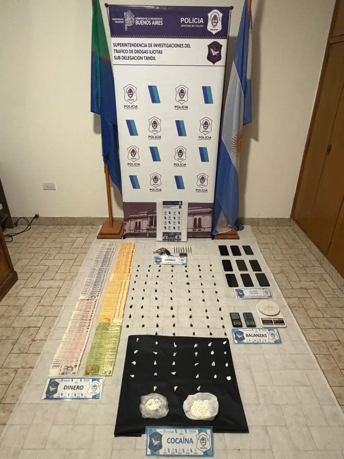 allanamiento toma en La Movediza (2)