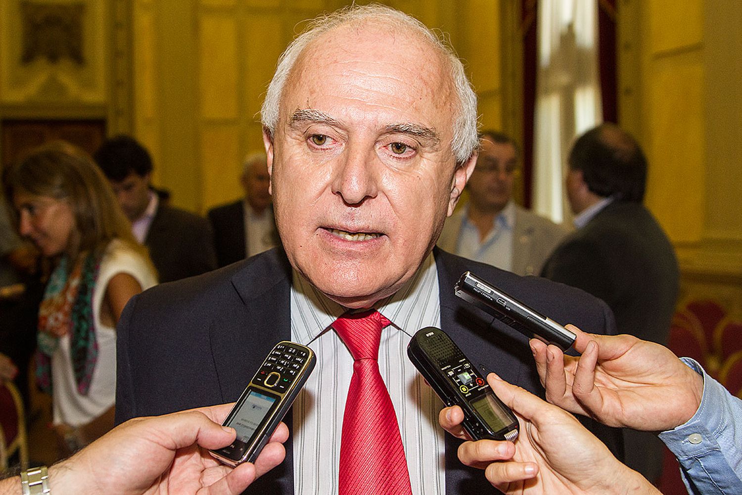 Lifschitz en la asunción de Amaya: “Es un cambio de nombre pero en una misma estrategia”