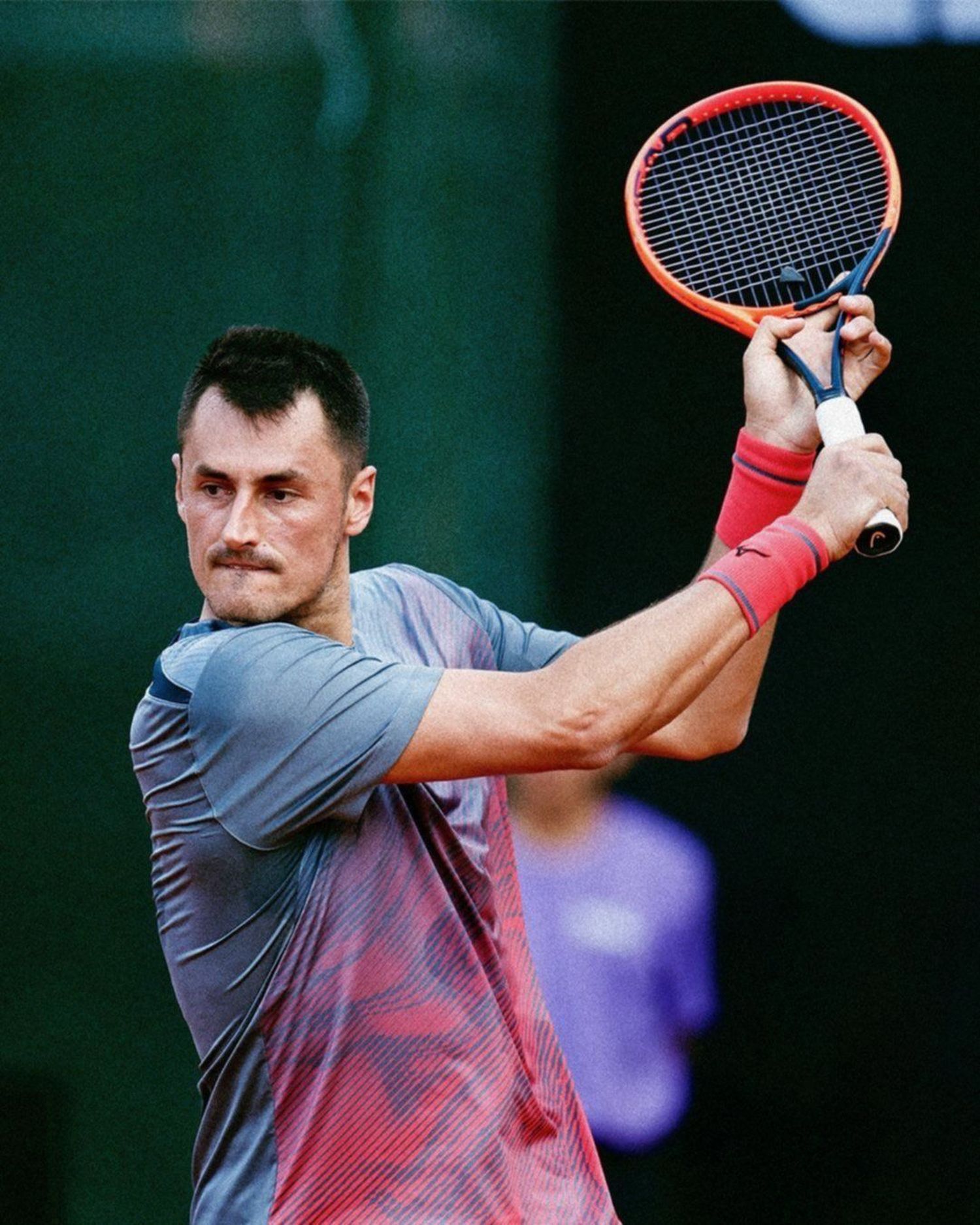 Escándalo en el tenis: Tomic se quedó hasta la final para molestar al rival que le había ganado