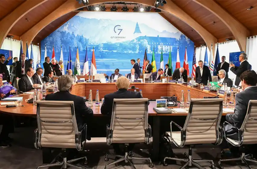 El G7 cerró su cumbre con promesas de ayuda a Ucrania y de más sanciones contra Rusia