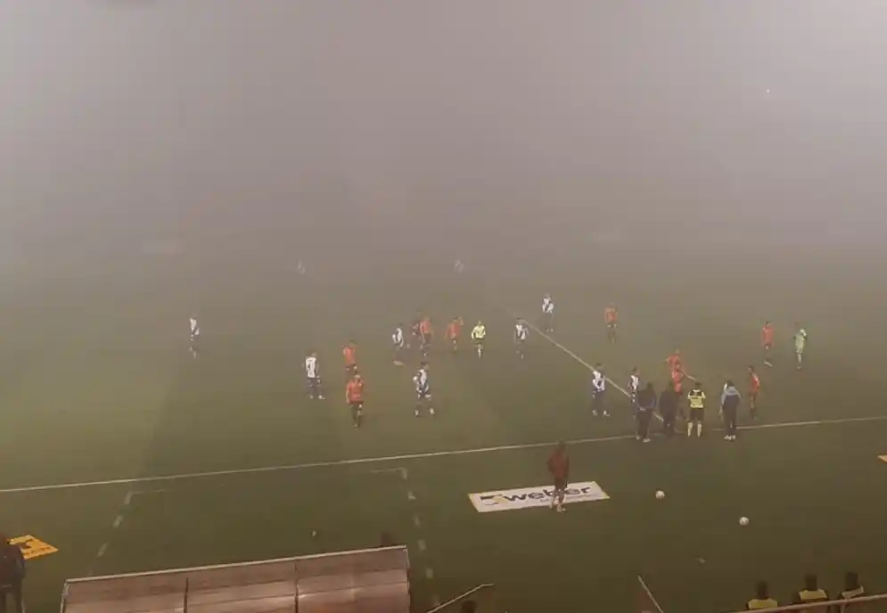 Alvarado empataba con Estudiantes cuando la neblina obligó a la suspensión