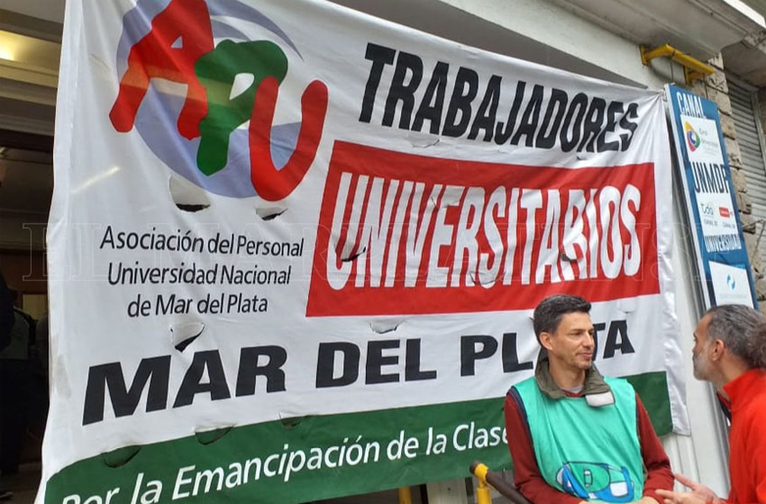 "El máximo responsable de que la universidad esté cerrada, es el rector"