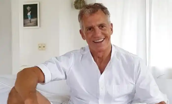 Murió Ricardo Piñeiro, el reconocido representante de modelos de los '90