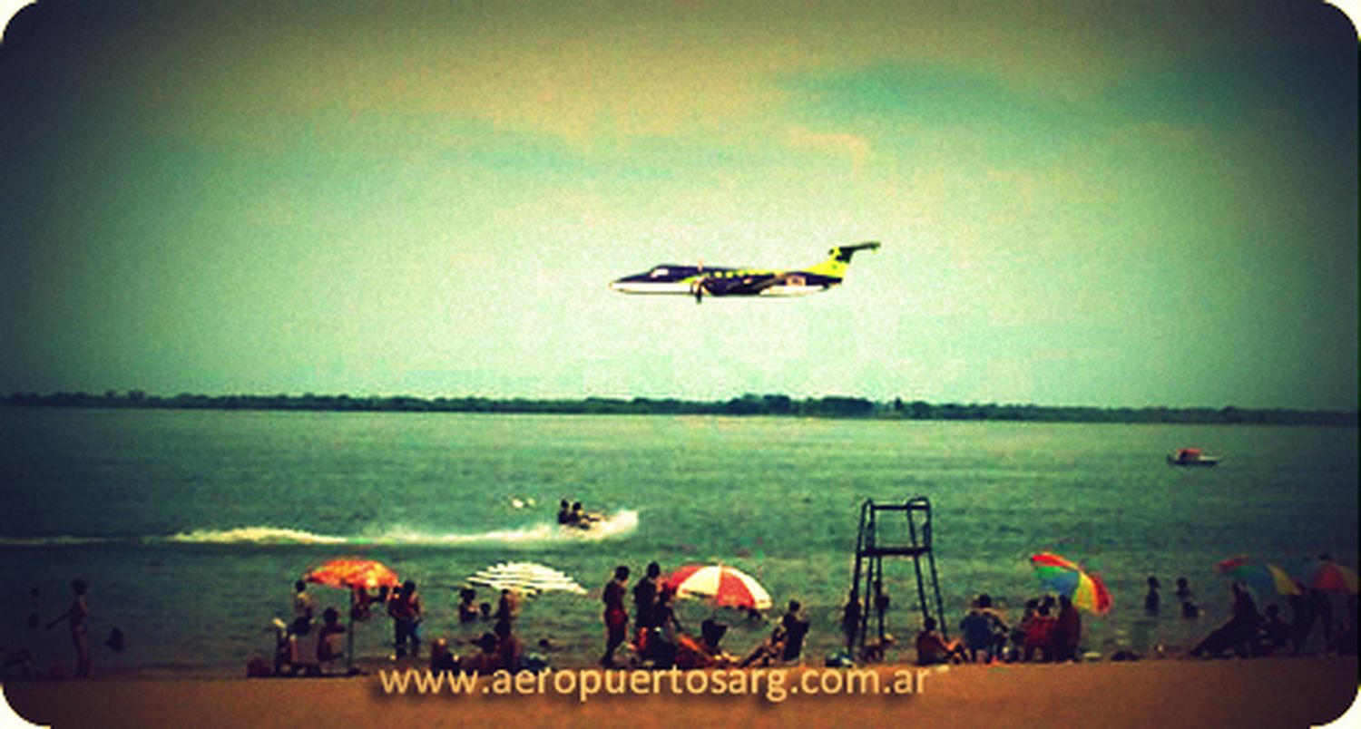 En el recuerdo: un Beechcraft 1900C de ALTA sobrevolando Paso de la Patria