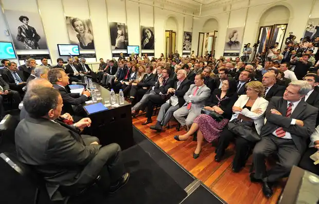 Lanzan un nuevo plan de obras públicas para toda la provincia