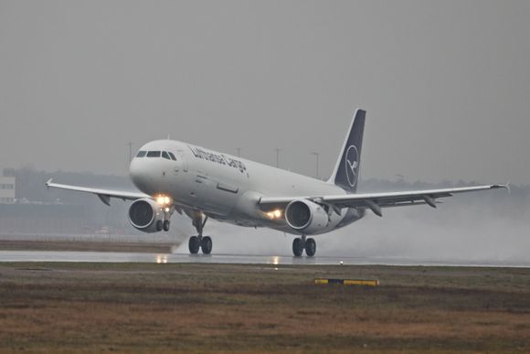 Lufthansa Cargo realizó su primer vuelo comercial con un Airbus A321 carguero