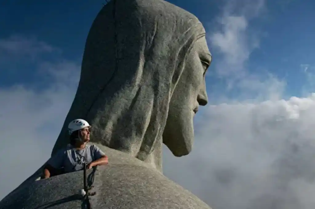 Restauran el Cristo Redentor con motivo de su aniversario. Sorprendentes imágenes