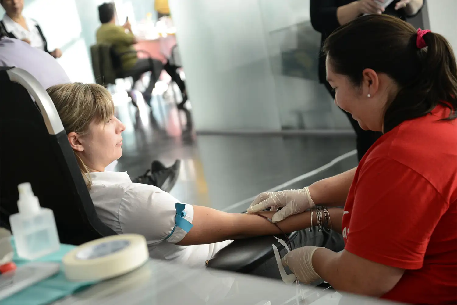 Convocan a una jornada por el Día Mundial del Donante de Sangre