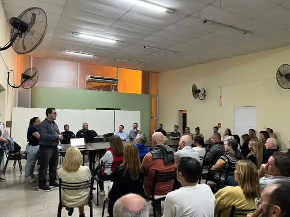 Vecinos reclamaron soluciones por las picadas y el descontrol en “el cartel de Rafaela”