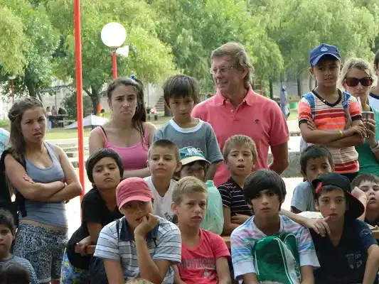 Inauguraron las colonias de vacaciones municipal