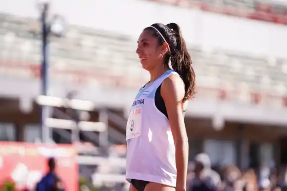 Micaela Levaggi se consagró campeona de los 1.500 metros en Chile