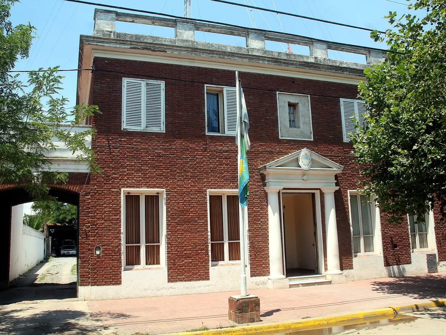 En la Comisaría de Lobería. Se inició la investigación por el violento episodio