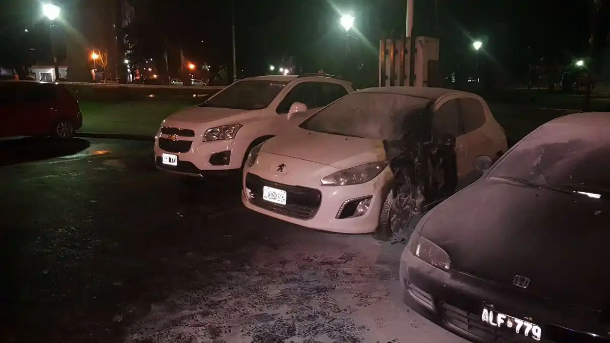 Explosiones frente al Ministerio de Seguridad bonaerense
