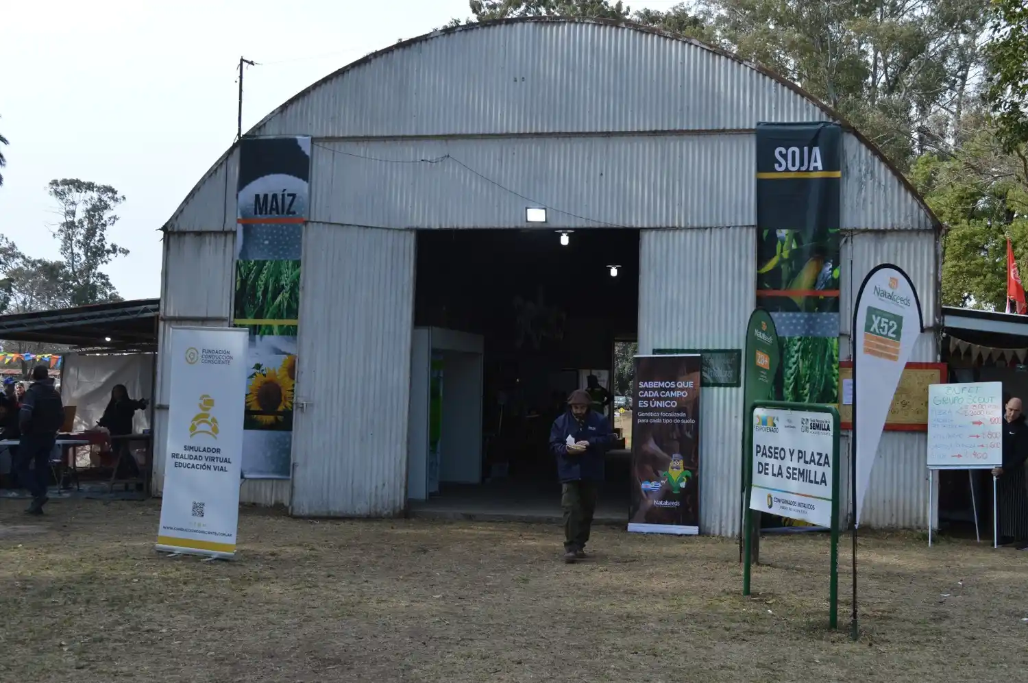 El espacio también promueve las buenas prácticas agrícolas para la preservación del ambiente y la conservación de los recursos naturales.