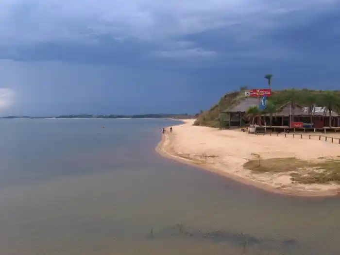 Tres rutas de sol y playa en Corrientes