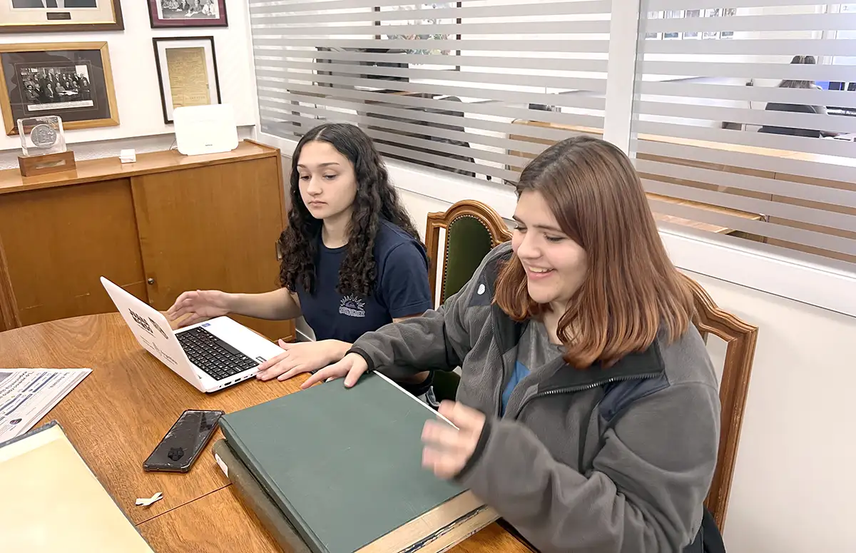 En plena tarea. Los alumnos realizan las practicas profesionalizantes