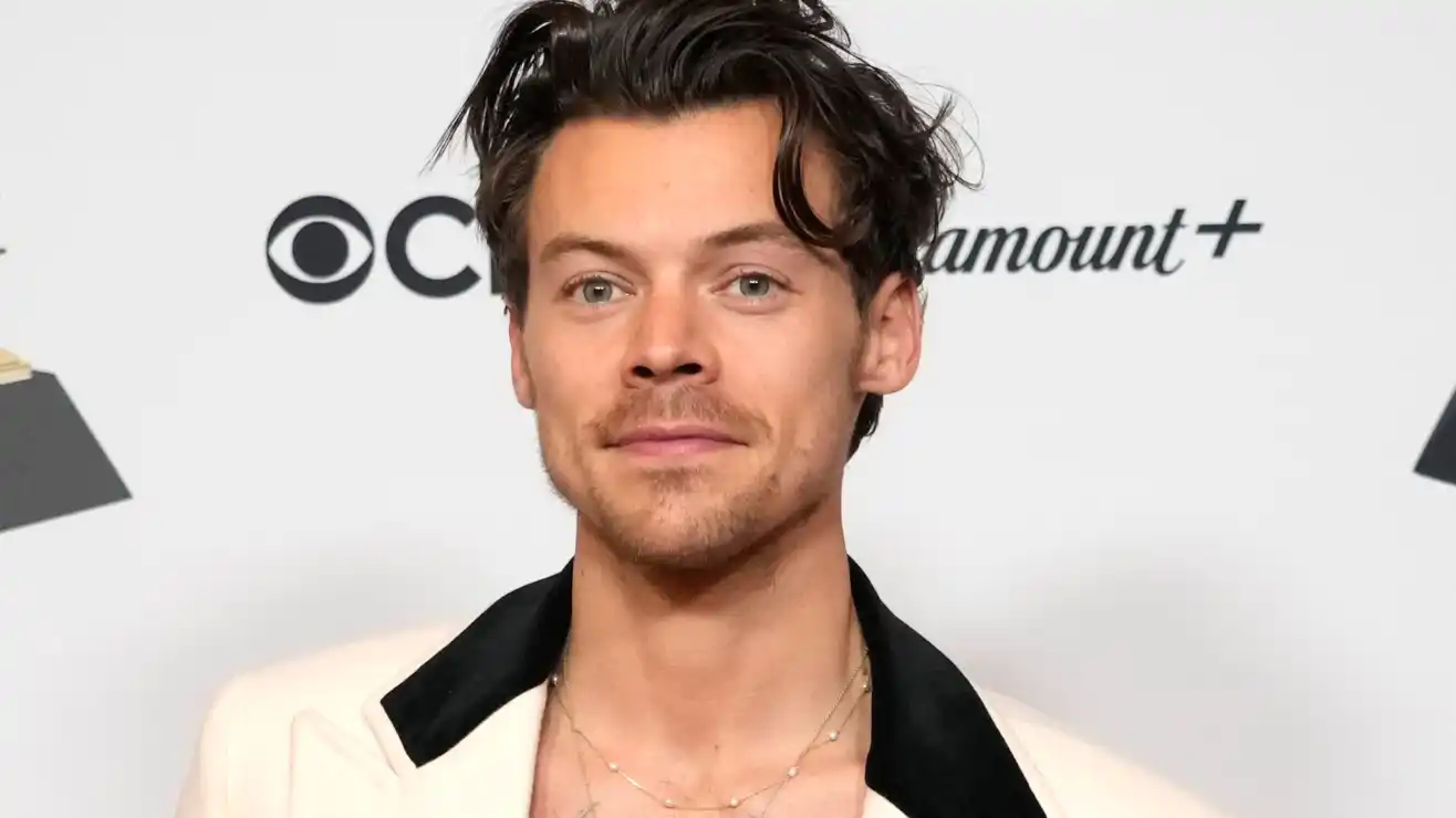 El anuncio de Harry Styles sobre su nuevo disco causó furor entre sus fans.