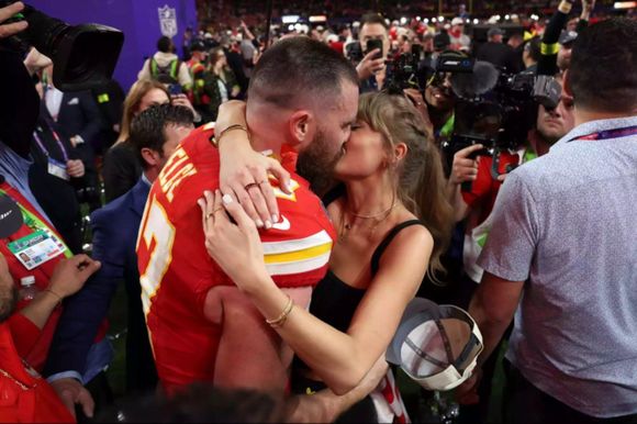 Taylor Swift y Travis Kelce: el rumor de boda que sacude la NFL