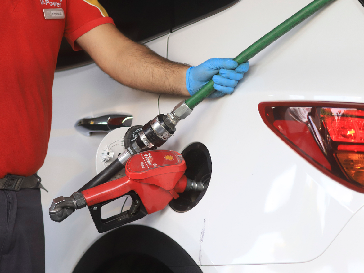 Combustibles: estacioneros aseguran que tienen que vender el doble que hace 10 años para lograr rentabilidad