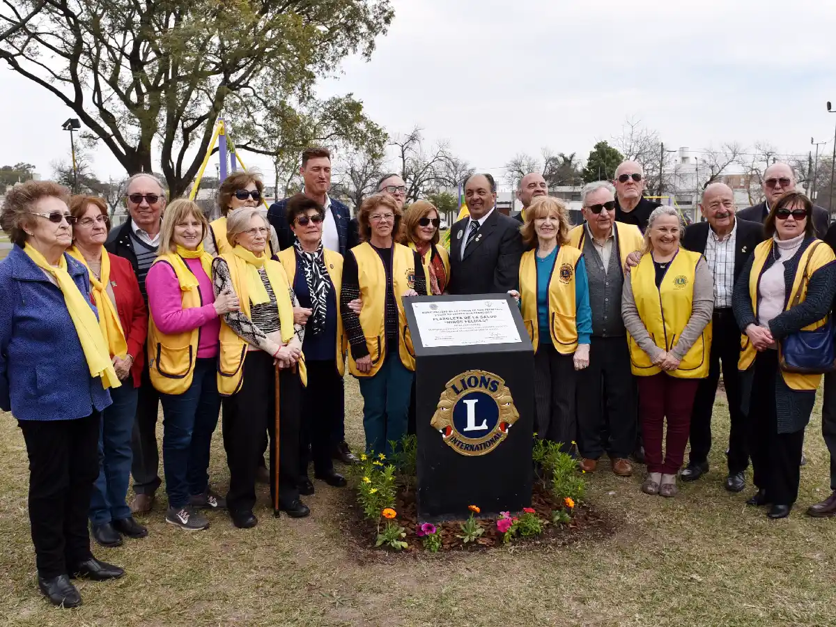 Los niños, felices: en barrio Sarmiento tienen una nueva plaza