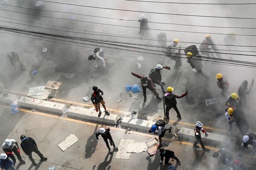 Myanmar: se profundiza la represión y desaparece un periodista de la cadena BBC