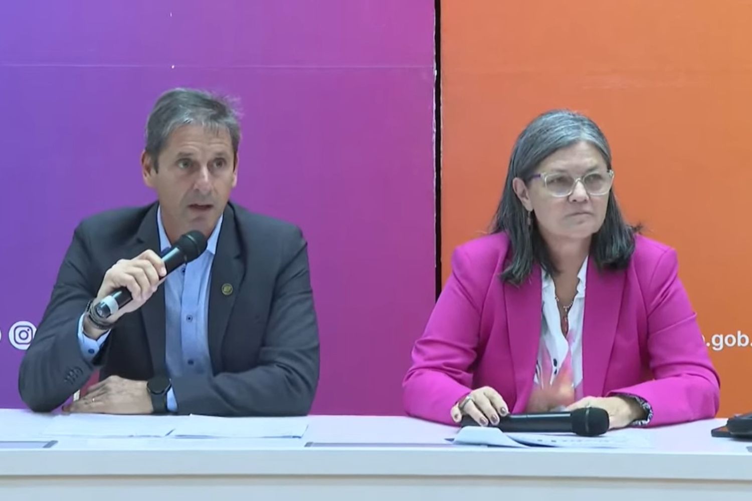 La provincia presentó un plan de alivio fiscal para taxis y remises.