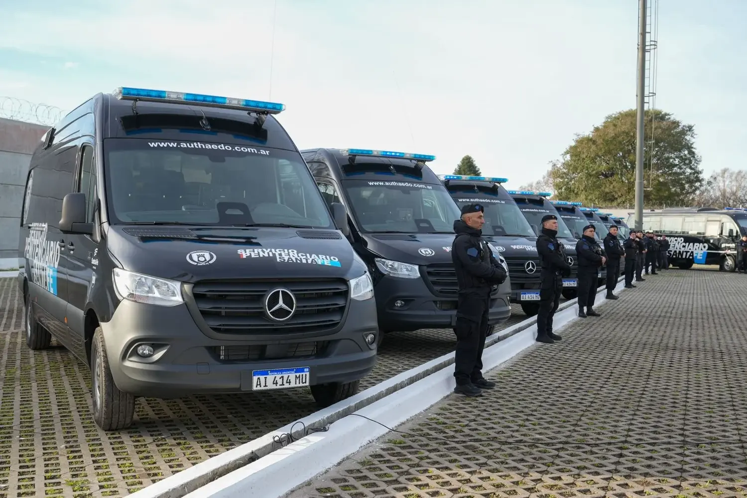 Santa Fe incorporó más vehículos 0 km para reforzar los traslados del Servicio Penitenciario