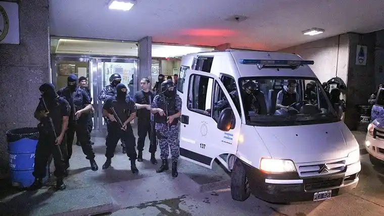 “Todo indicaría que fue un ataque de la banda de Los Monos”