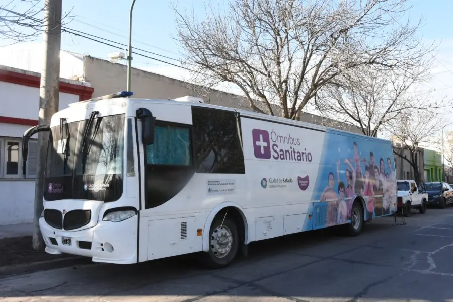 El Ómnibus Sanitario ya funciona en barrio 2 de Abril