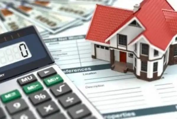 Mercado inmobiliario: abundante oferta y una demanda retraída