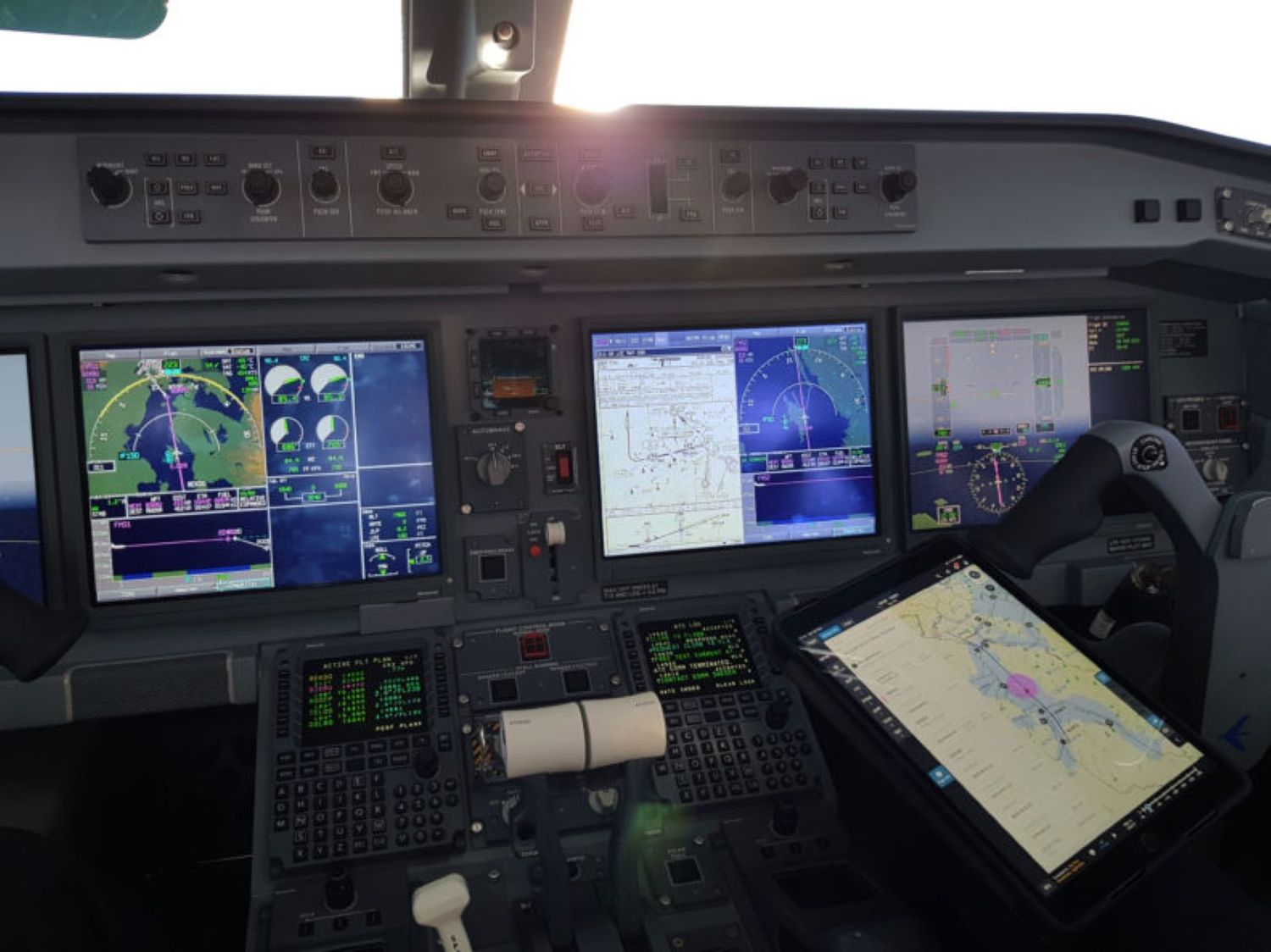 Regreso a las bases: Boeing vende su cartera de activos digitales por 10.500 millones de dólares
