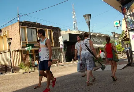 Sol y calor en la ciudad, pero esta noche vuelve la lluvia 