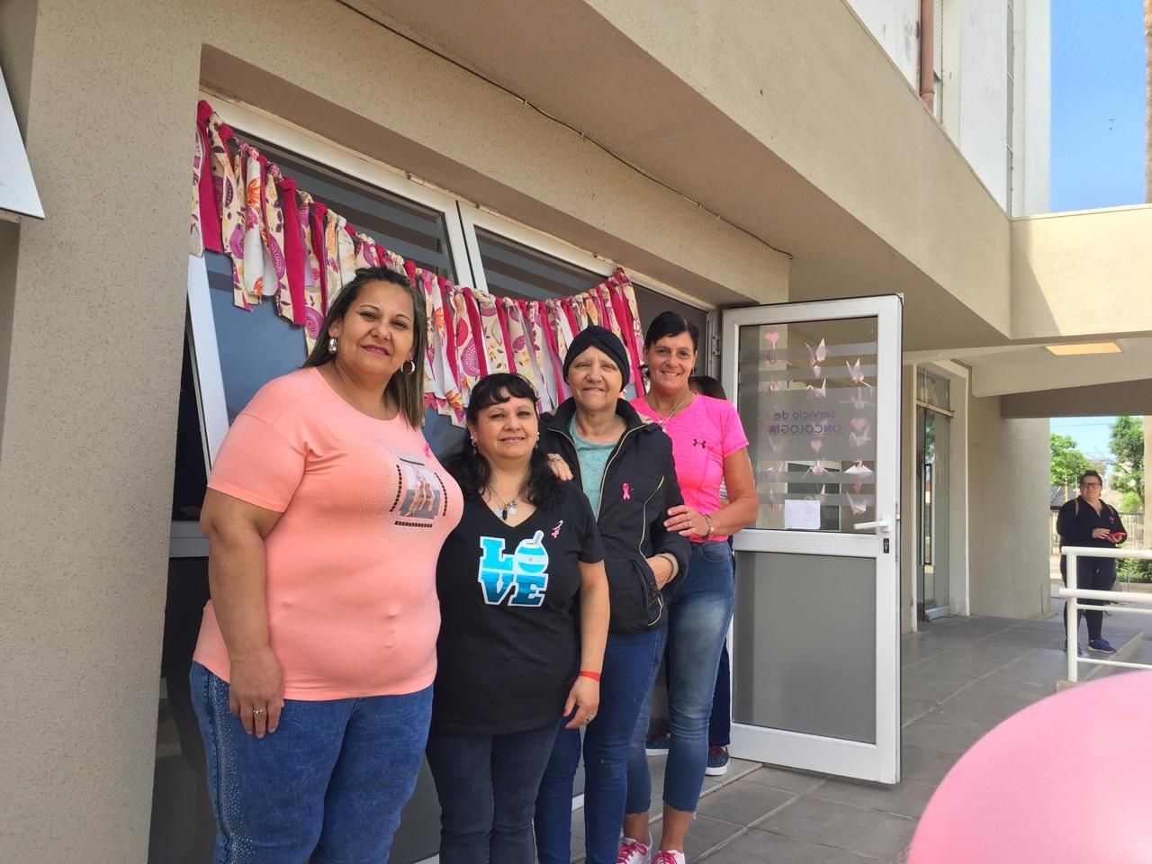 Alejandra, Claudia, Delia y Carla hoy celebran la vida y concientizan