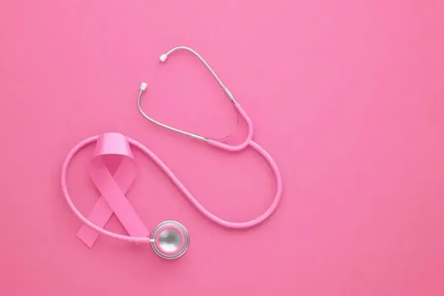 Lanzan la campaña "No te cuides a medias" en el Mes Mundial de Concientización del Cáncer de Mama