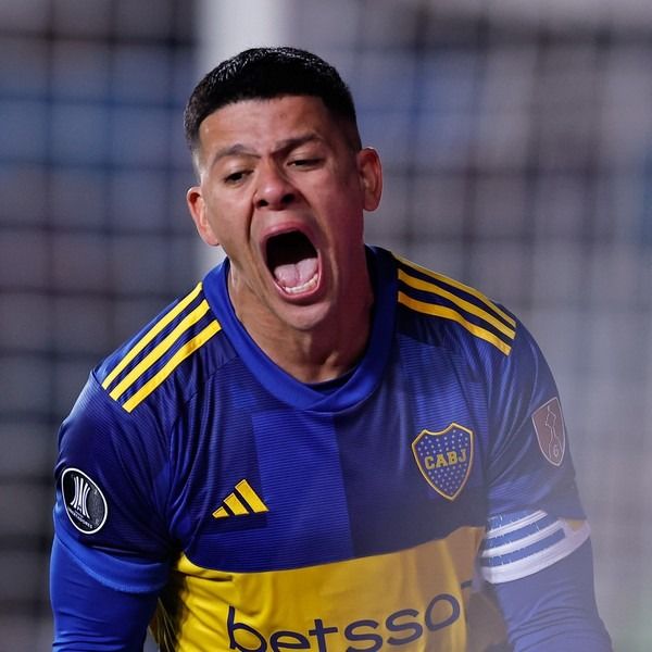 Racing sacude el mercado de pases y suma a Marcos Rojo como su sexto refuerzo