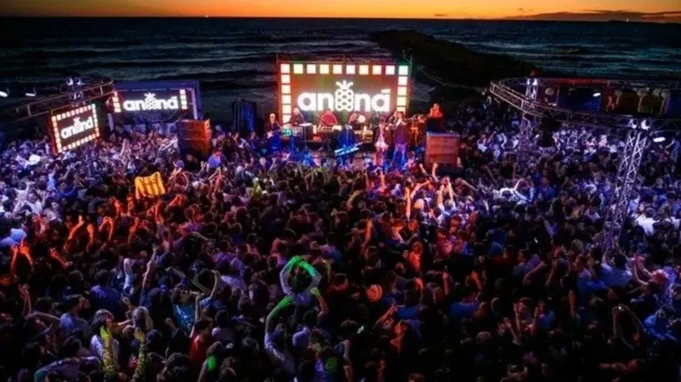 Mar del Plata: detienen a una empleada de un popular boliche por realizar cobros con su propio posnet