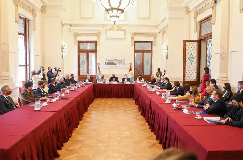 La Provincia firmó un convenio con la Corte Suprema para digitalizar gestiones ante el registro de la propiedad