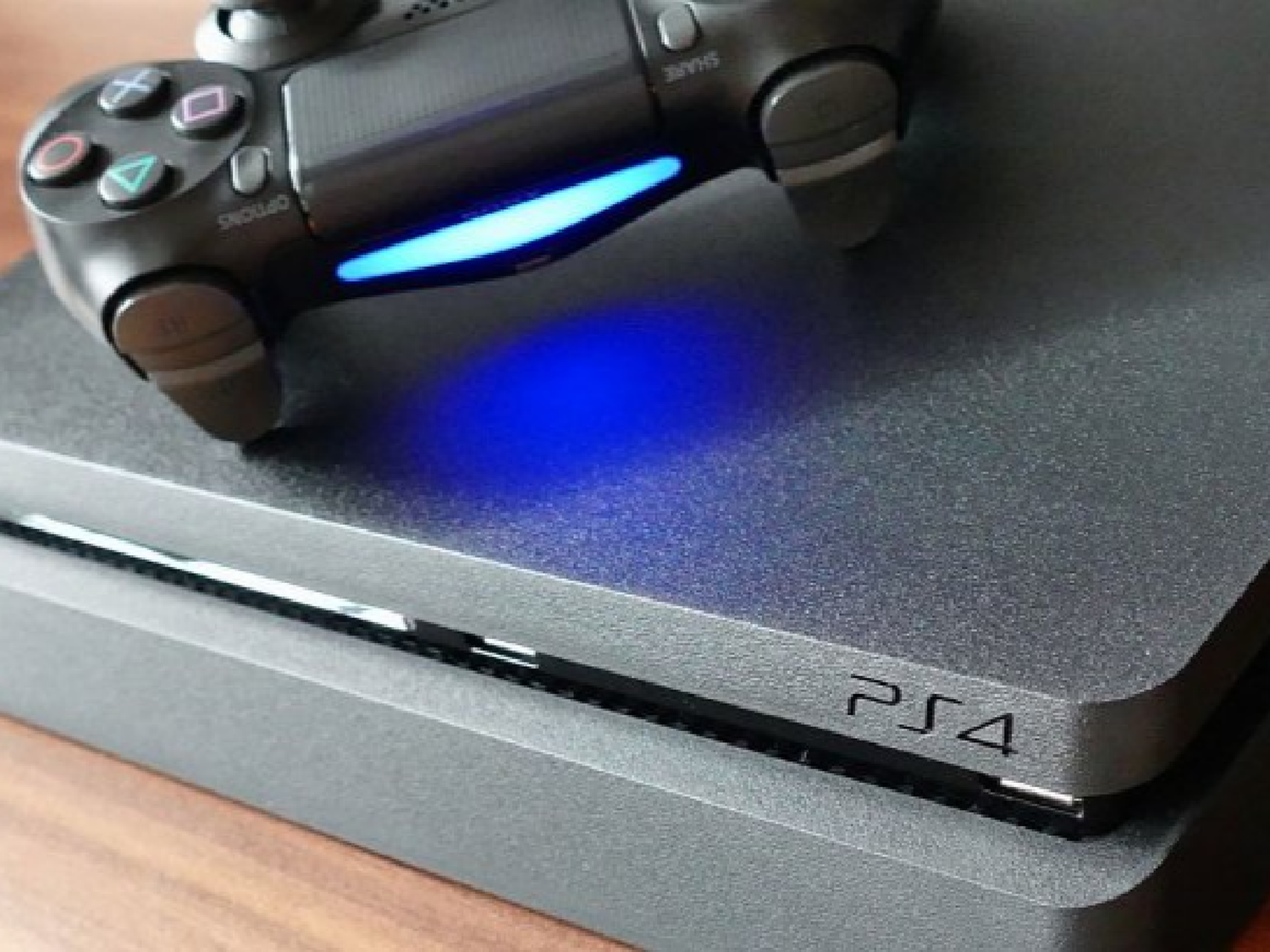 Vendieron más de 60 PlayStation 4 a un centavo por culpa de una falla en su sitio