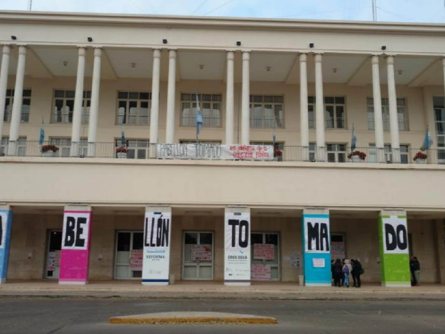 La UNC analiza sanciones para los estudiantes de la toma