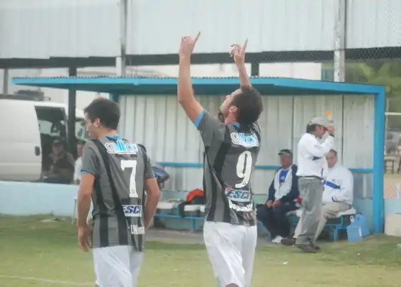 Juventud ganó en Venado Tuerto y clasificó a la segunda fase    