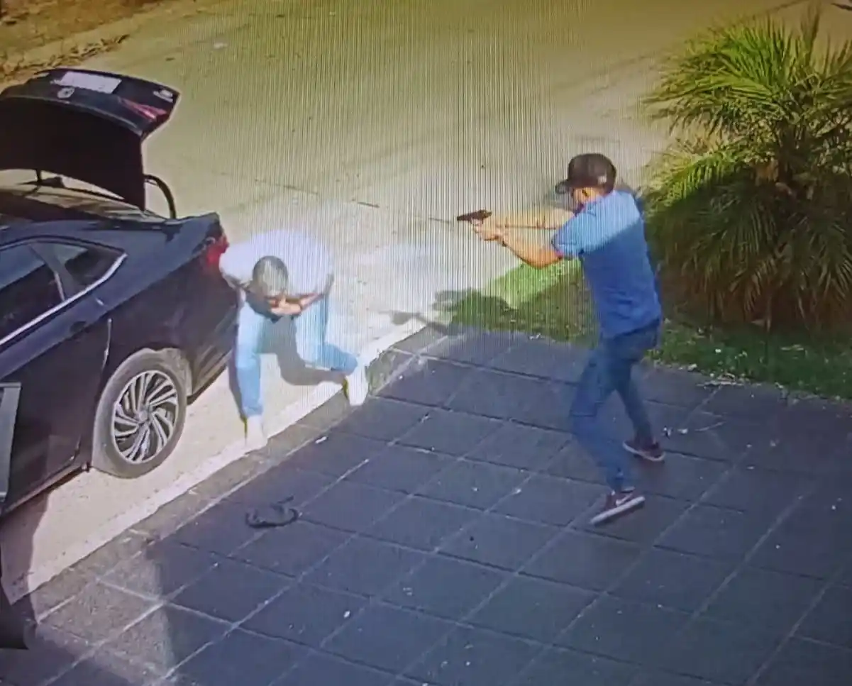 Imágenes sensibles: Así le dispararon al chofer del exdiputado Ansaloni