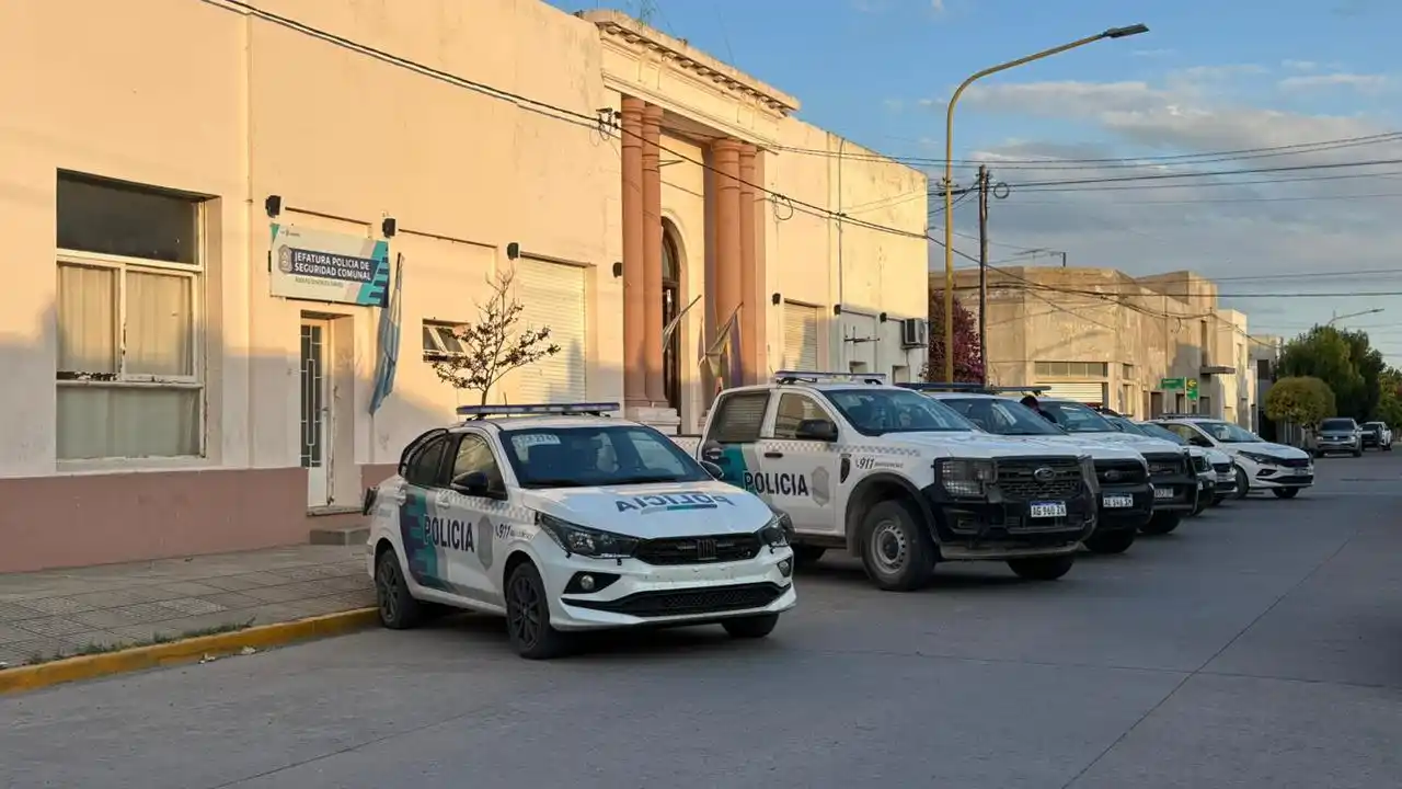 polis