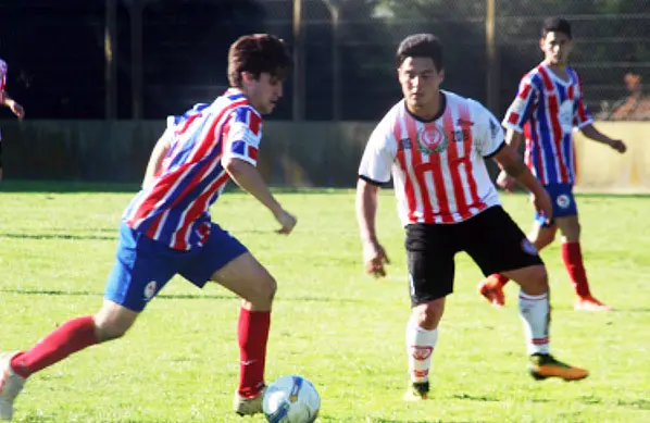 Del Valle no definió y quedó afuera