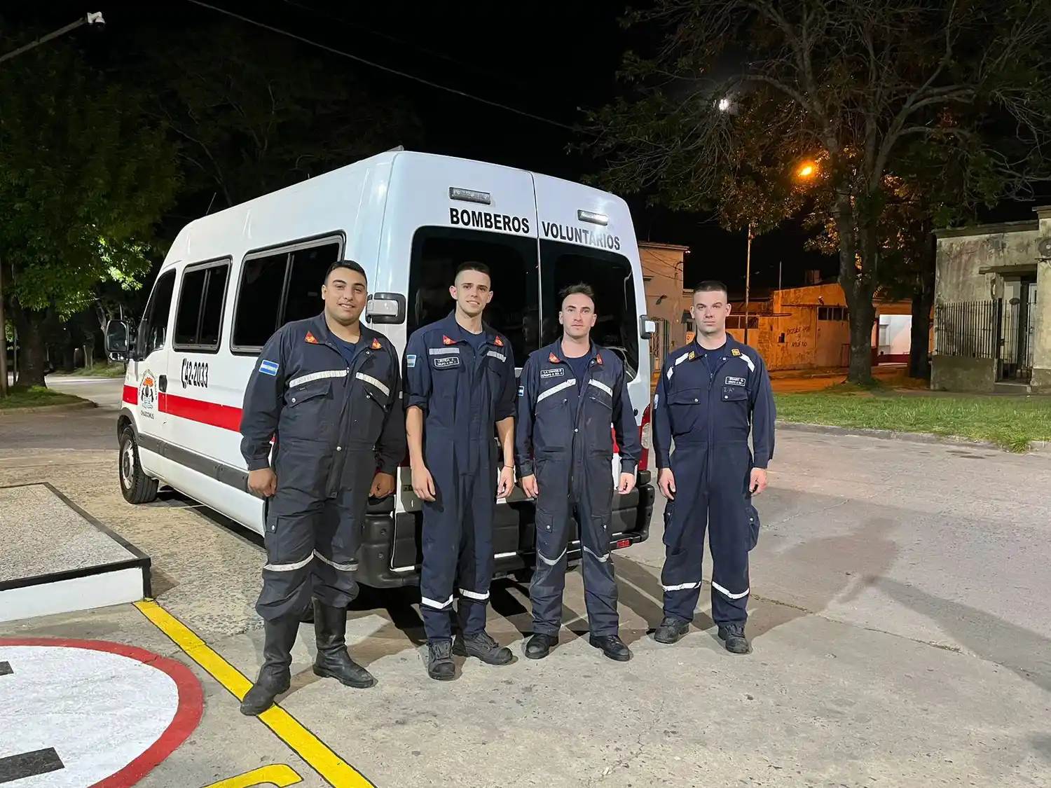 Incendios en Sierra de los Padres: Bomberos Voluntarios de Chascomús partieron ayer para combatir focos activos