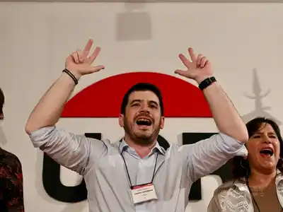 La UCR tiene nuevo presidente y es el más joven en 134 años de historia: Quién es Leonel Chiarella