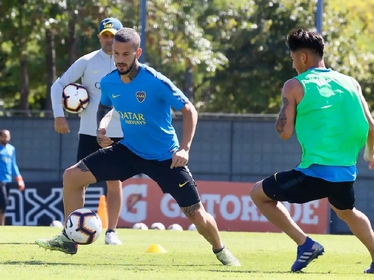 Alfaro planea variantes para el debut copero