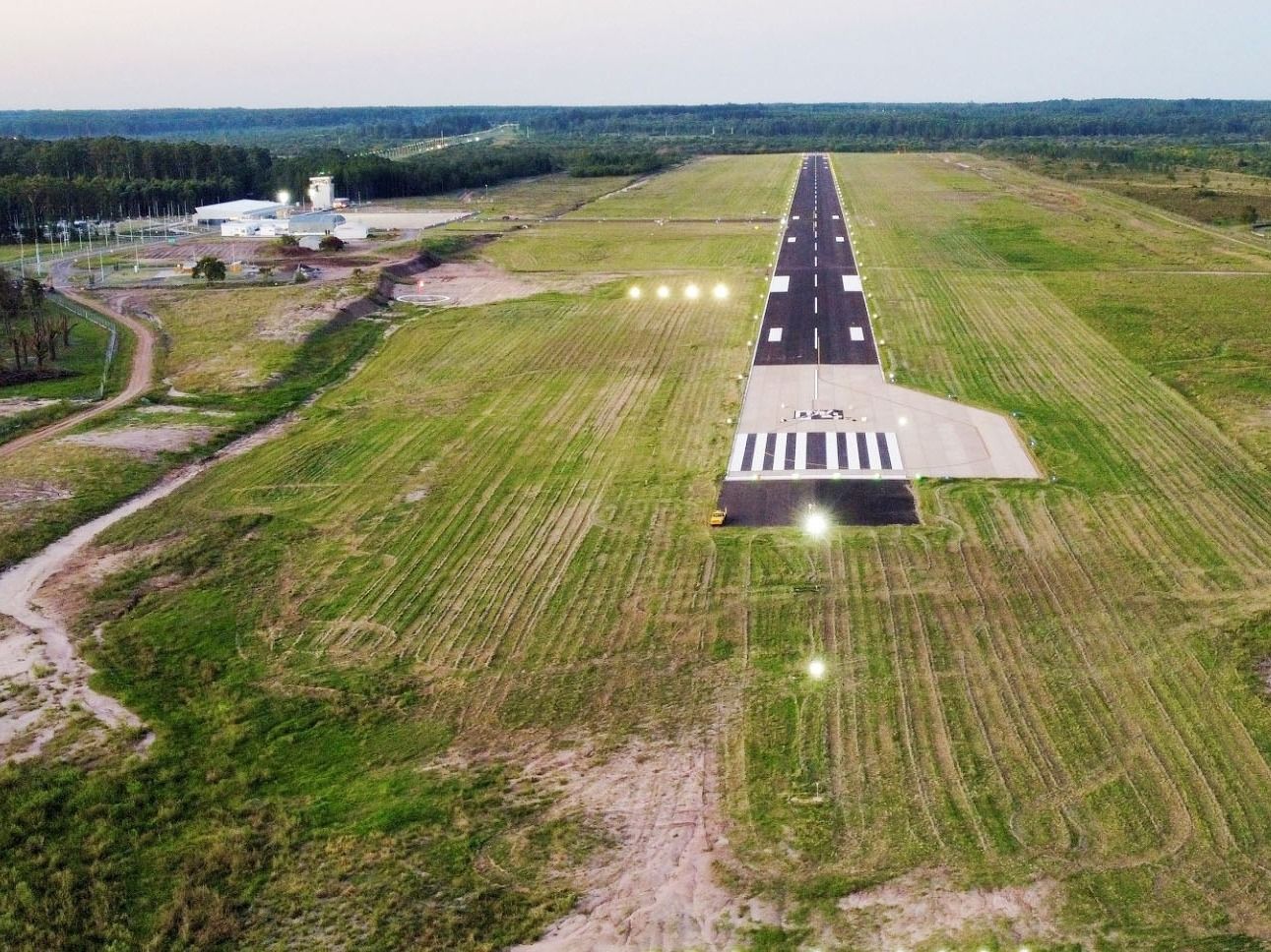 Finalización de la Obra del Aeropuerto Comodoro Pierrestegui: Un Paso Clave para la Integración Regional