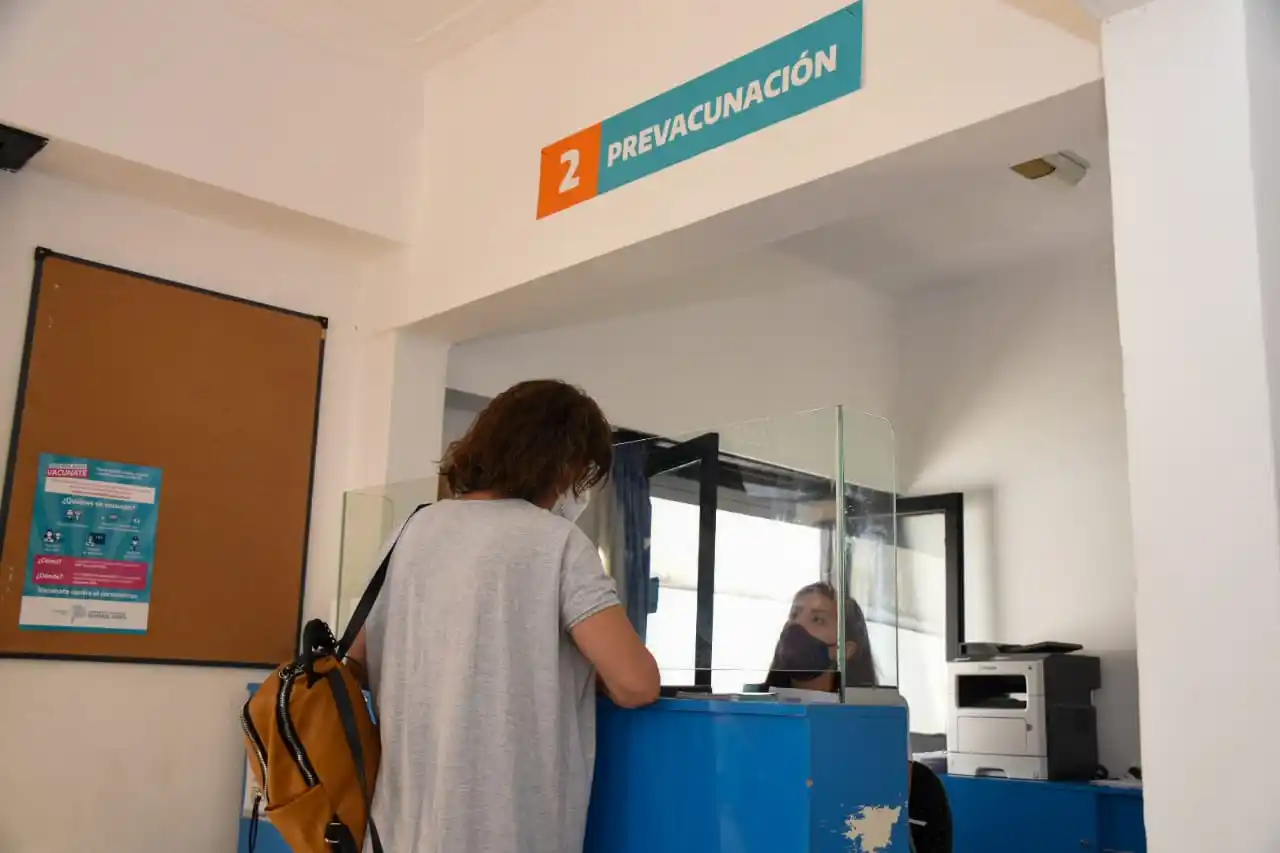 Tandil recibió las 1500 vacunas y hoy se empieza a inmunizar a los mayores de 70 años 