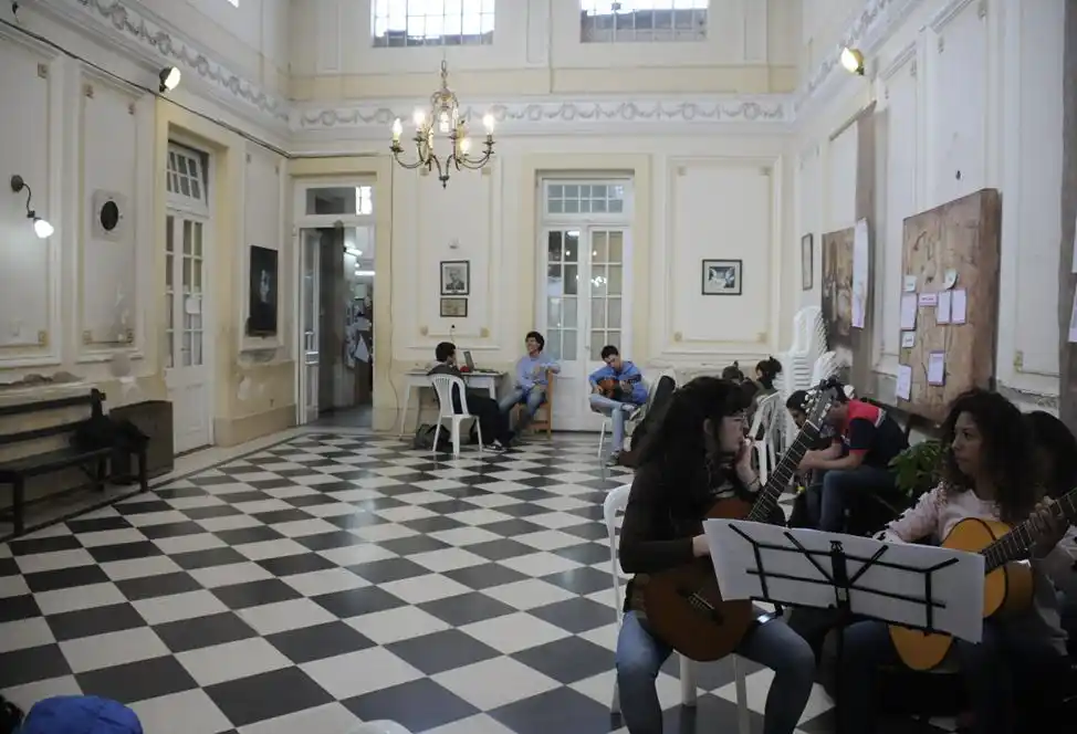 Provincia no cumplió con el nuevo edificio del conservatorio